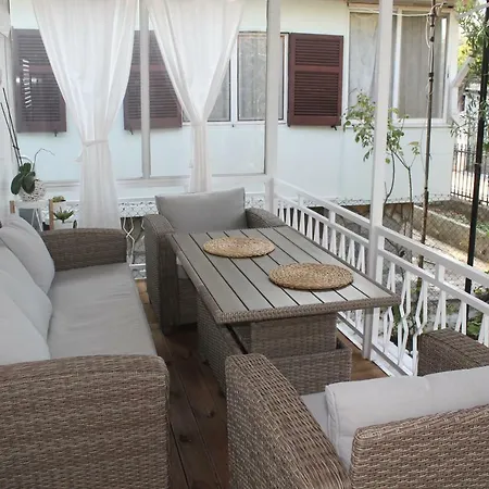 The White House Tatil Evi *